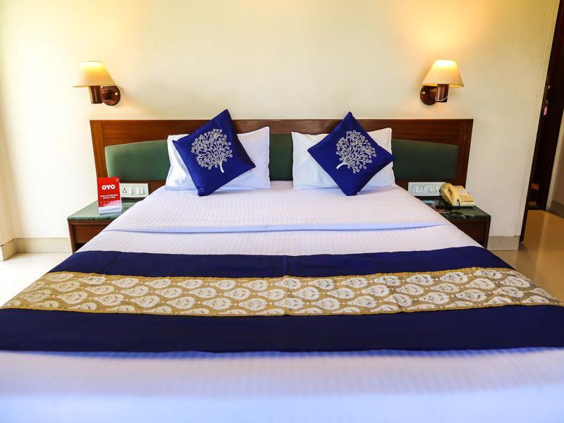 Hotel Lotus プネ エクステリア 写真